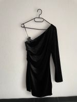 H&M One-Shoulder-Kleid | schwarz-Glitzer | Gr. 38/M Niedersachsen - Vechta Vorschau