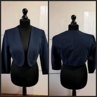 NEU MIT ETIKETT Orsay Gr. 42 Bolera Blazer blau Kurzblazer Hessen - Dautphetal Vorschau