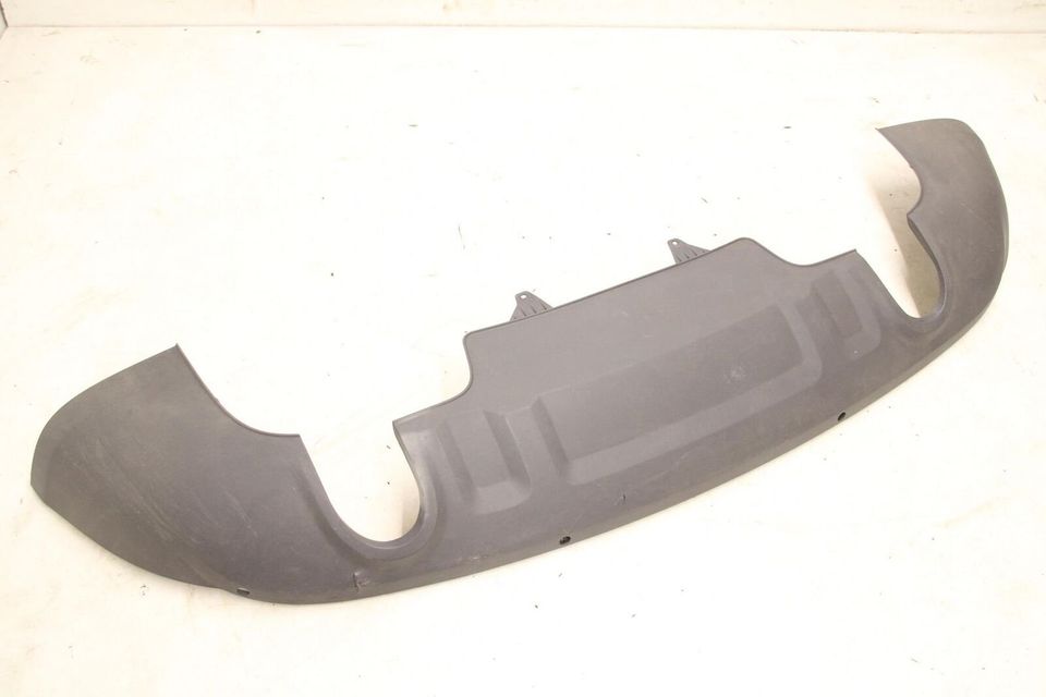 AUDI Q5 8R Original Spoiler Diffusor Stoßstange Hinten beschädigt in Lastrup