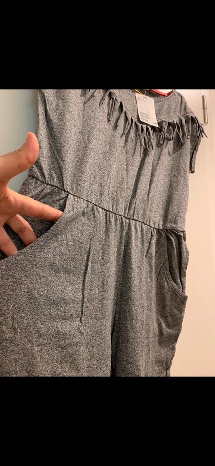 H&m Jumpsuit Overall Neu mit Etikett Gr 140 in Berlin