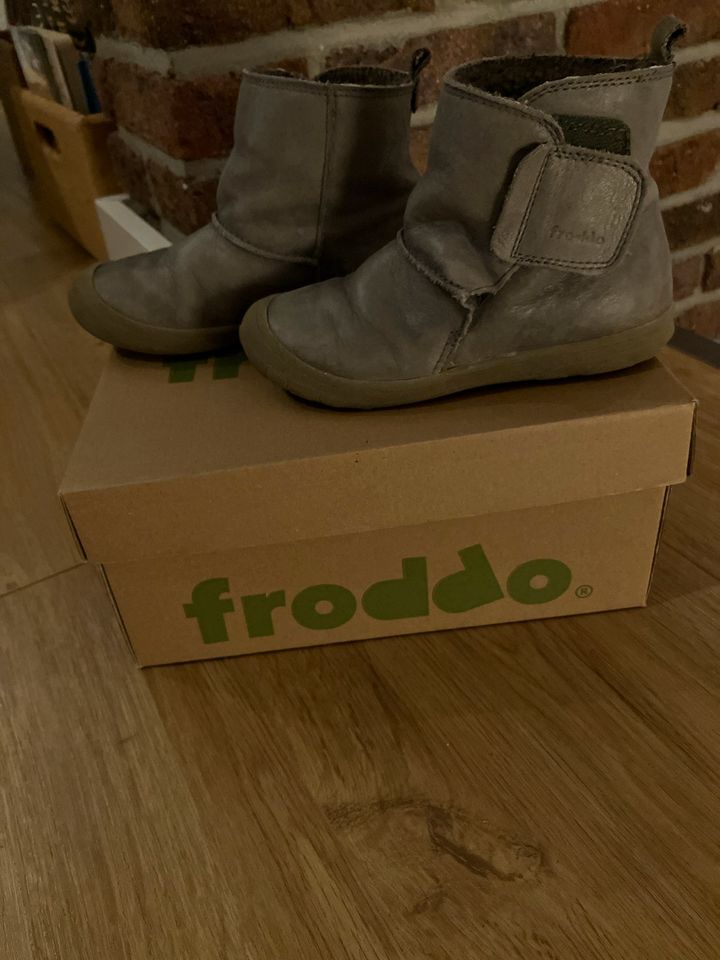 Froddo Winterstiefel 27 in Heusenstamm