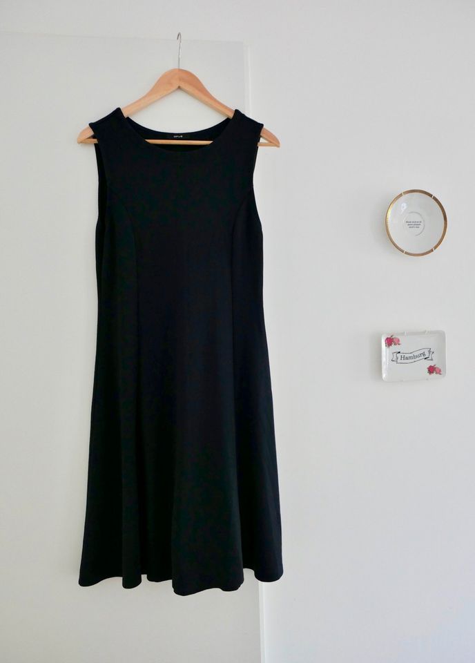 OPUS das kleine Schwarze schwarzes Kleid Dress 38 M Medium as new in Berlin