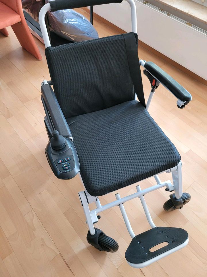 Leichte elektrische Rollstühle für Erwachsene mit 2 Batterien in Hattingen