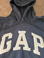Gr. M GAP Hoodie dunkelblau Pullover Kapuzenpullover Niedersachsen - Lüneburg Vorschau