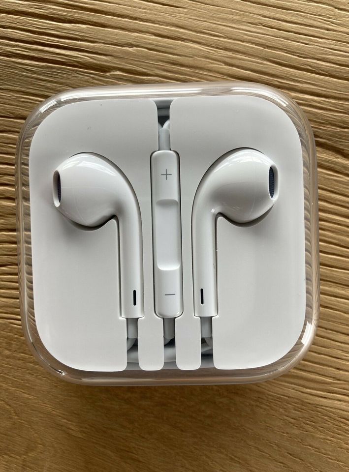 Apple EarPods (3,5 mm Kopfhörerstecker) in Sontheim