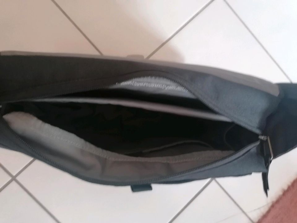 Jack Wolfskin Tasche in Neunkirchen