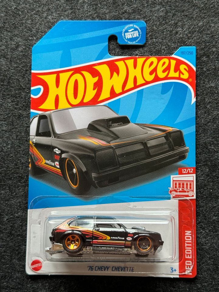 Hot Wheels - Red Edition US Target Exclusive Modelle in Meißen