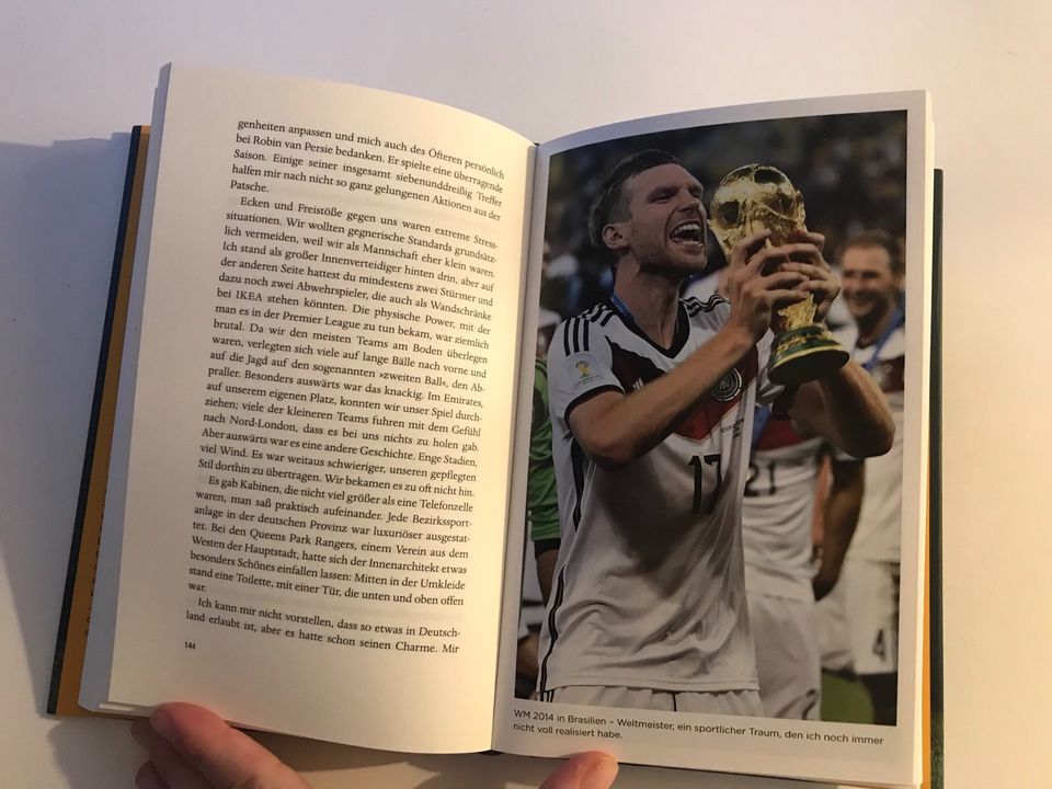 Buch Per Mertesacker - Weltmeister ohne Talent in Münsingen