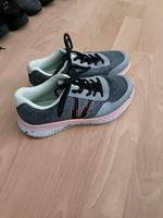 Turnschuhe kaum getragen Bonn - Bad Godesberg Vorschau