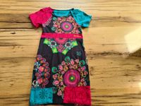 Kleid von Desigual schwarz/ bunt Gr. 140 Westerwaldkreis - Heiligenroth Vorschau