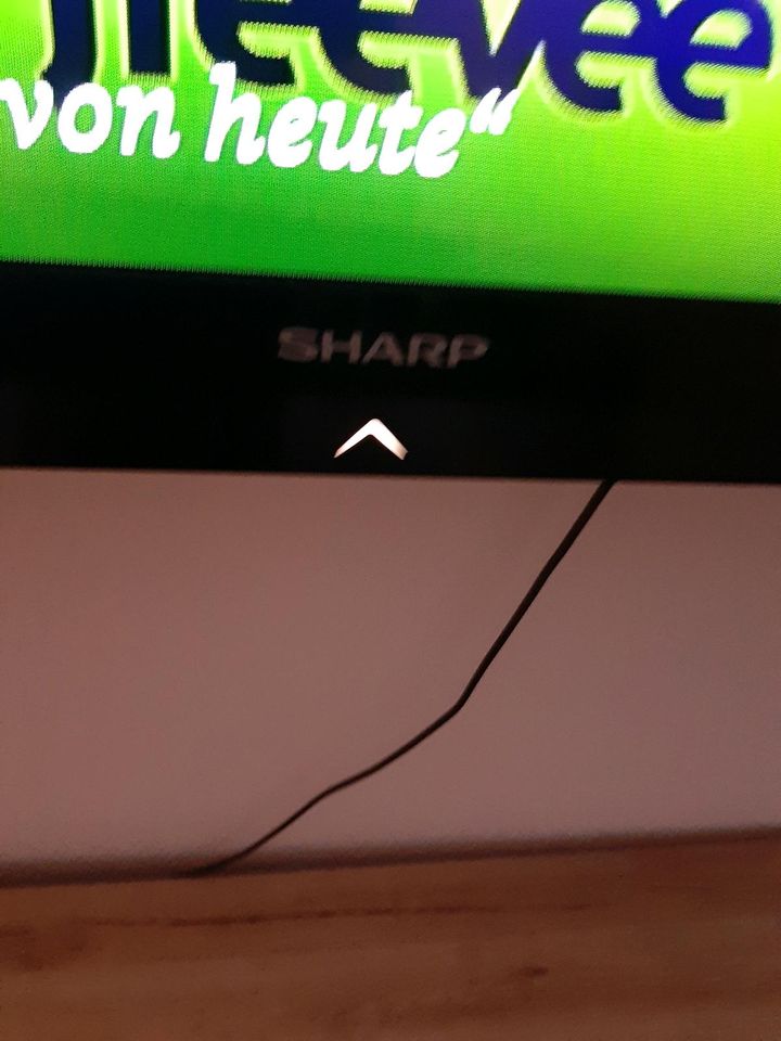 Fehnser sharp smart tv. 160.auf 180.... in Garching an der Alz