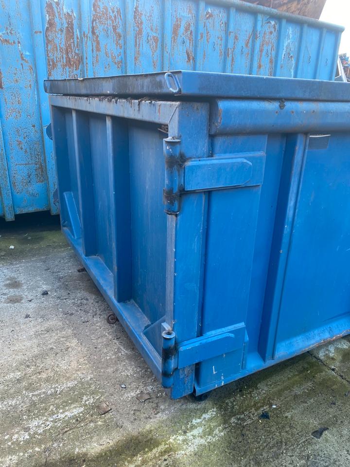 Deckelcontainer Container Späne Abrollcontainer 1. Hand Brutto in Vechta