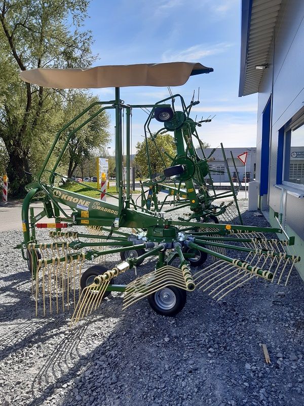 Krone Kreiselschwader Swadro S 420 in Rudersberg