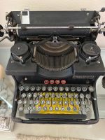 Schreibmaschine Antik mit Farbband Nordrhein-Westfalen - Harsewinkel - Marienfeld Vorschau