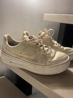 Nike Air Gorce 1 Gr. 38,5 beige Köln - Köln Merheim Vorschau