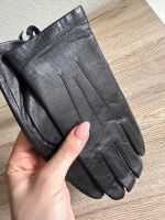 Ok Gloves / Handschuhe Größe 8 München - Bogenhausen Vorschau