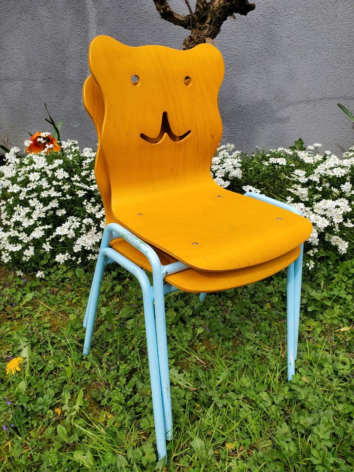 Kinderstuhl Stapelstuhl Stuhl für Kinder in Gaggenau