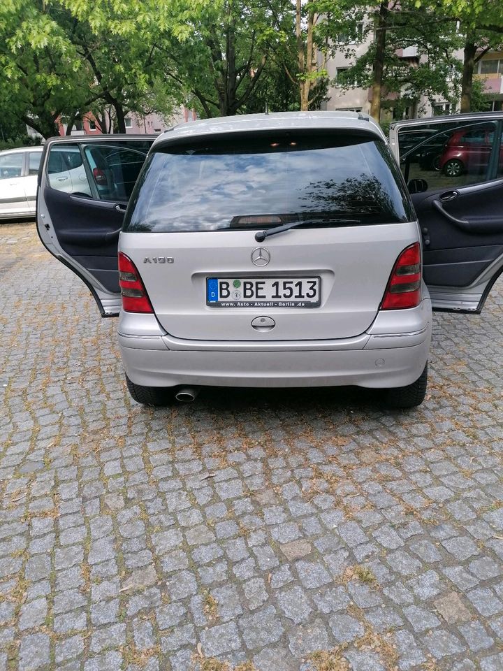 Mercedes a 190 Automatic in Berlin