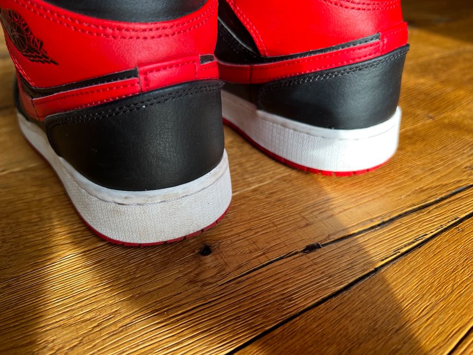 Nike Air Jordan 1 Gr 38 rot schwarz sehr guter Zustand Basketball in Nürnberg (Mittelfr)