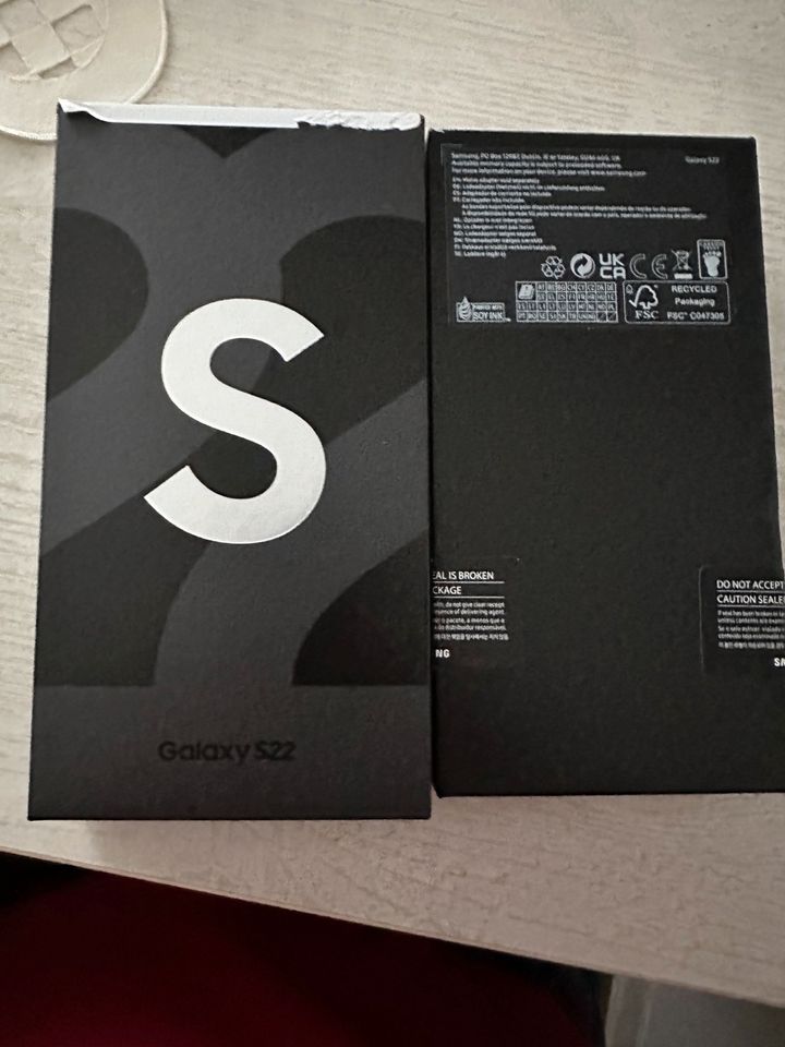 Samsung Galaxy S22, 5G 8GB 128GB in Darmstadt