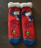 Peanuts Anti-Rutsch-Socken / ABS Socken Gr. 35-38 rot neuwertig Wuppertal - Langerfeld-Beyenburg Vorschau