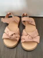 H&M Sandalen rosa neuwertig Gr. 25 Brandenburg - Dallgow Vorschau