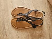 Sommersandalen in Schwarz und Mittelbraun Sachsen - Dippoldiswalde Vorschau