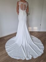 Brautkleid Fit and Flair, mit Spitze und Schleppe Nordrhein-Westfalen - Hennef (Sieg) Vorschau