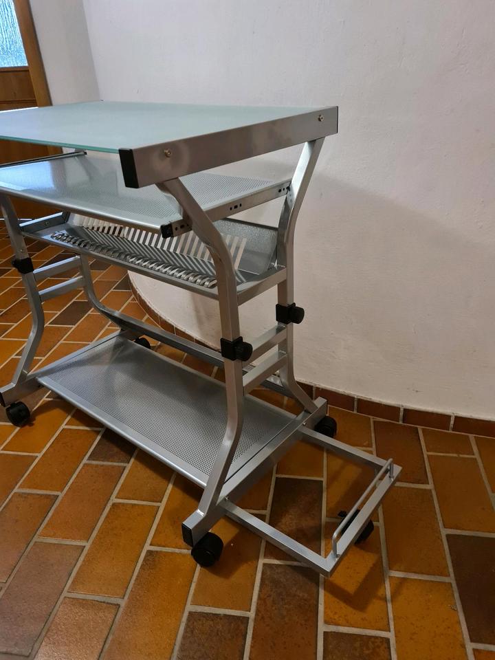 Computertisch Schreibtisch Computerwagen Bürotisch neu rollbar in Polling Kr Mühldorf a Inn