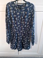 Schöner kurzer Jumpsuit von Superdry mit Blumen Niedersachsen - Munster Vorschau