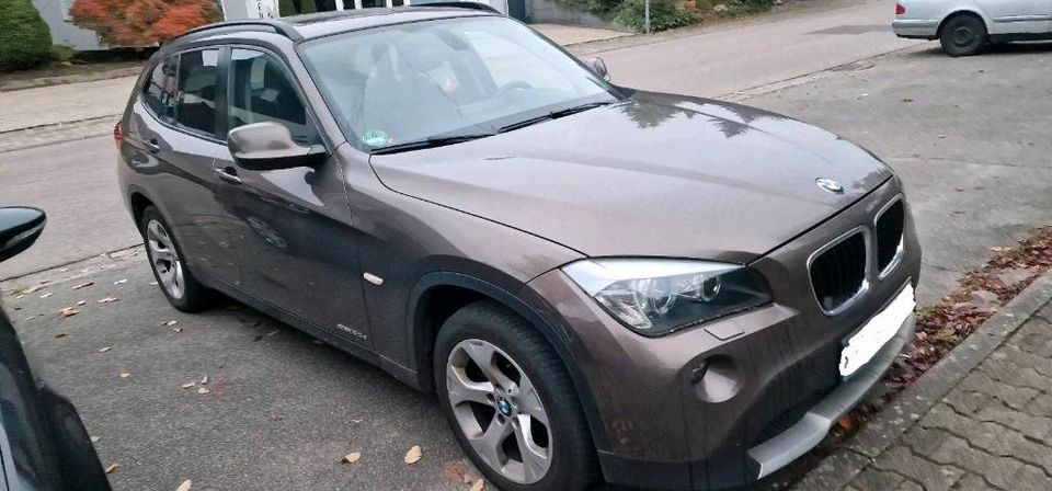 BMW X 1 Xenon Klima Automatik Panorama Dach Sommer Reifen in Wiesloch