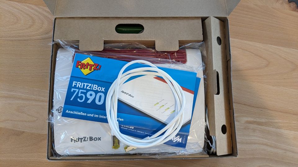 AVM FRITZ!Box 7590 Wireless Router + Modem - Weiss OVP in Lollar