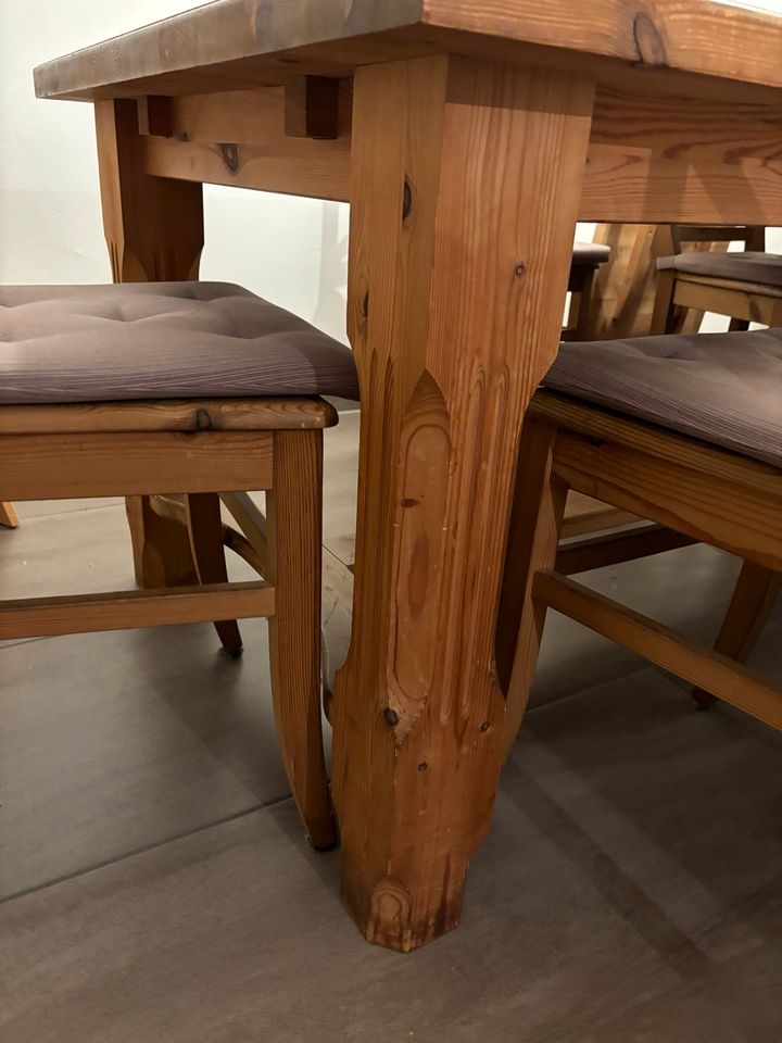 Holztisch Tisch 6 Stühle Massiv 200x95x75 cm plus Verlängerung in Oberhausen