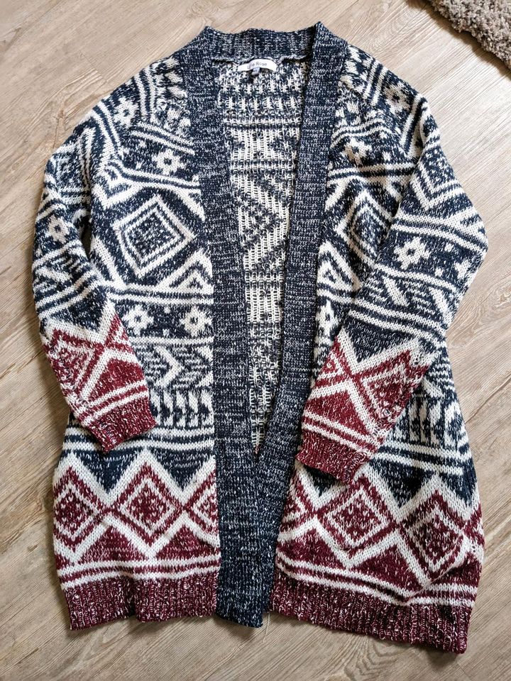 Cardigan Strickjacke in Olsberg