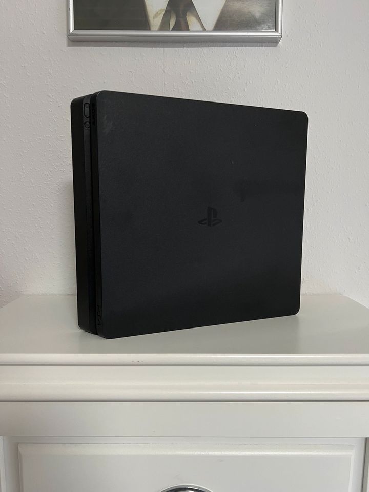 PS4 Slim 1TB in Saterland