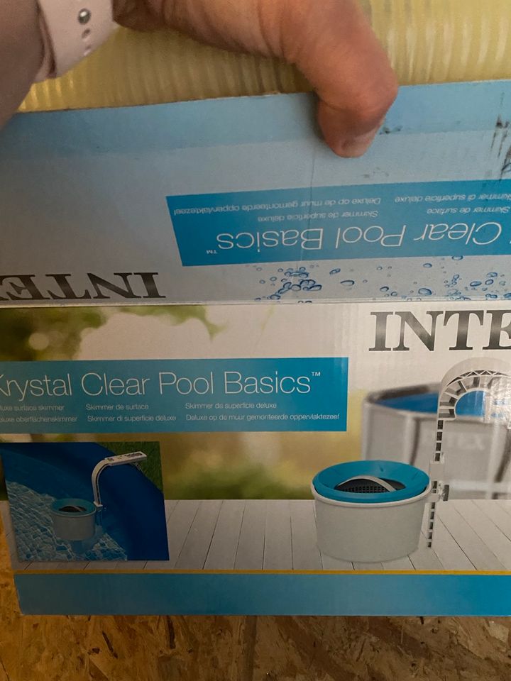 Intex Krystal Pool Skimmer in Ilmenau