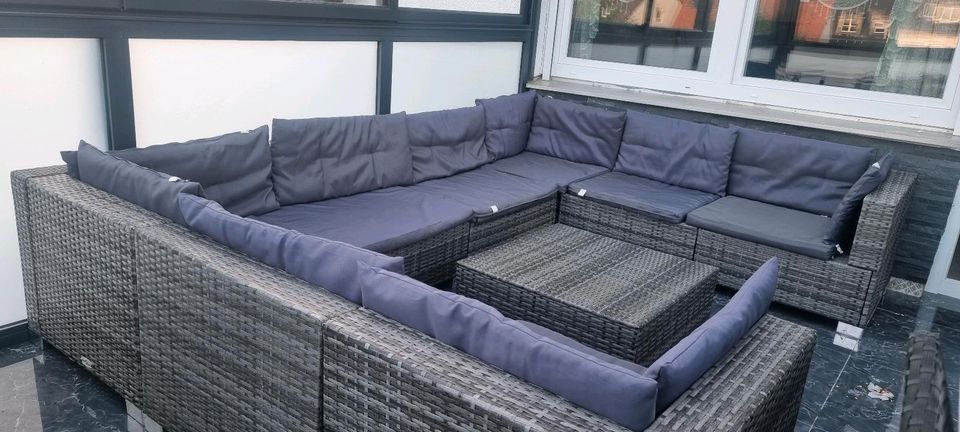 Polyrattan Lounge Set, Balkonmöbel für 8-10 Personen in Kassel