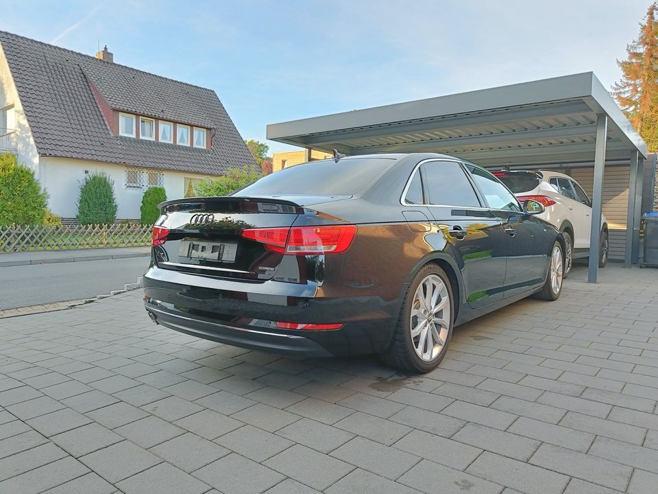 Audi A4 V6 TDI/ Massage/ Navi/ 8fach! in Wedemark