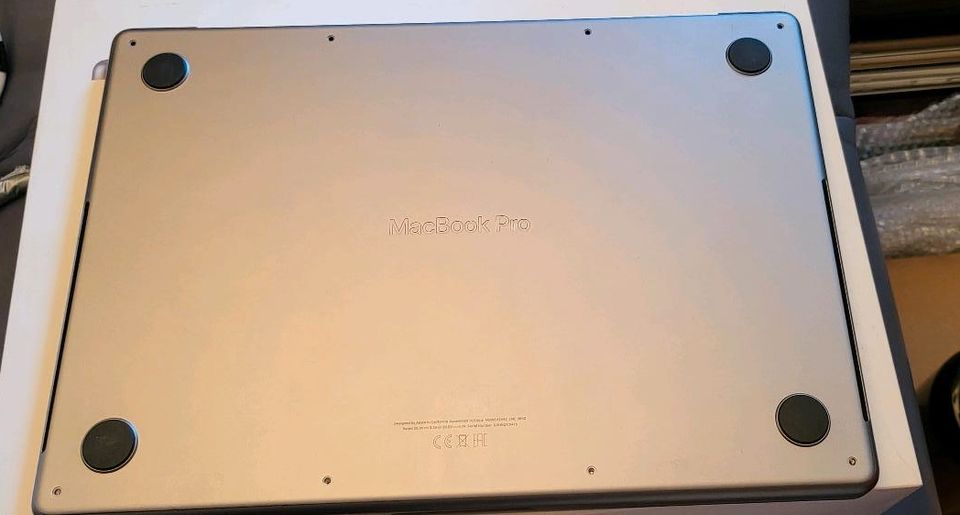 Apple Macbook Pro 14" M1 Pro 16GB 512GB  Top Zustand in Lörrach