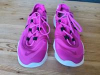 Sportschuhe von Nike Köln - Pesch Vorschau