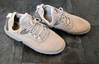Sneaker von Bershka Größe 45 Niedersachsen - Braunschweig Vorschau