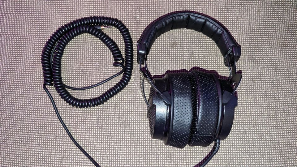 Beyerdynamic DT 990 Pro 250Ohm Kopfhörer in Bocholt