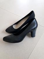 Klassische 5TH AVENUE Soft Leder Pumps schwarz Gr. 38 - NEU Bayern - Rottendorf Unterfr Vorschau