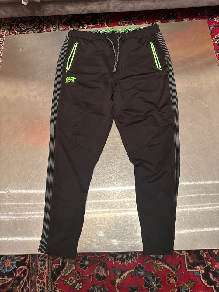 Superdry Sports Hose, Sporthose, Gym, XL in Bonn