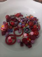 Perlen-Mix, rot,  Schmuck,  Basteln,  Deko Nordrhein-Westfalen - Oberhausen Vorschau