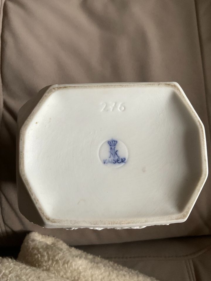 Kaiser Blumenvase Porzellan Buiskit Keramik  limitiert Nr. 276 in Grassau
