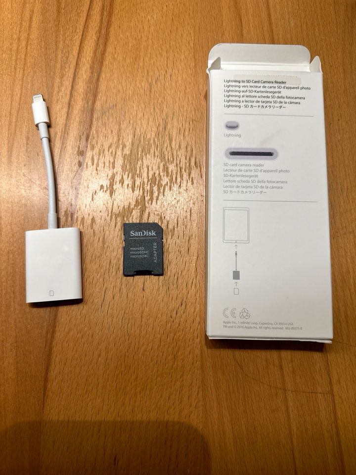 Lightning to SD Card Camera Reader Original Apple. in Besigheim