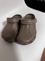 1x Crocs 39 khaki Damen / Gr 6-8 Kr. Passau - Passau Vorschau