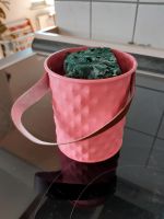 Blumentopf Blumenvase Rosa/Pink mit Riemen & Schwamm ca. 11cm H Nordrhein-Westfalen - Marienheide Vorschau