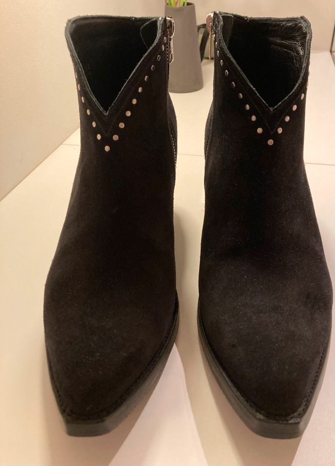 Original Céline Ankleboots, Gr. 40, wie neu in Hamburg